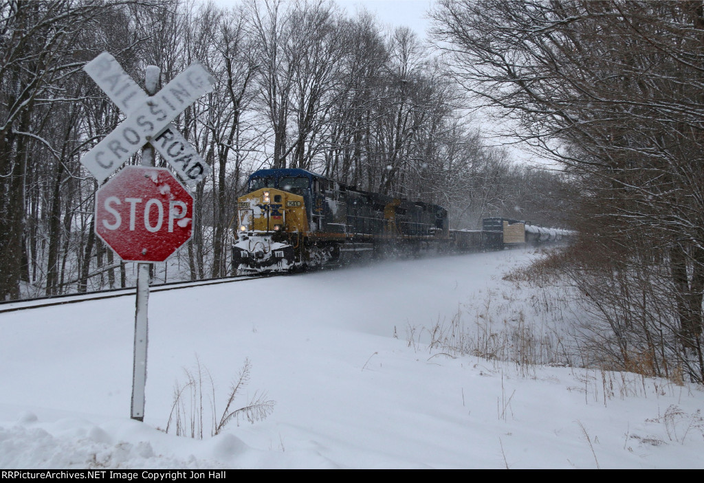 partway down Saugatuck Hill, Q327 eases its way through the falling snow